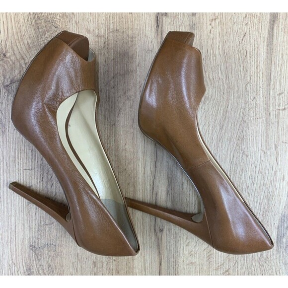 Guess Stilettos Platform Leather Pumps Women's Size 10 M Brown Peep Toe Patches3 - Picture 10 of 16